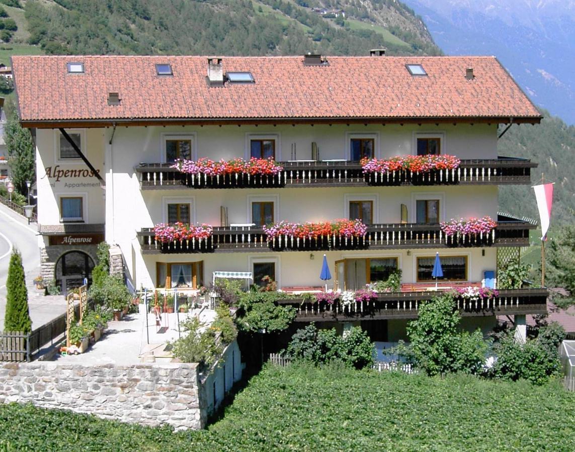 Alpenrose Aparthotel Martello Luaran gambar